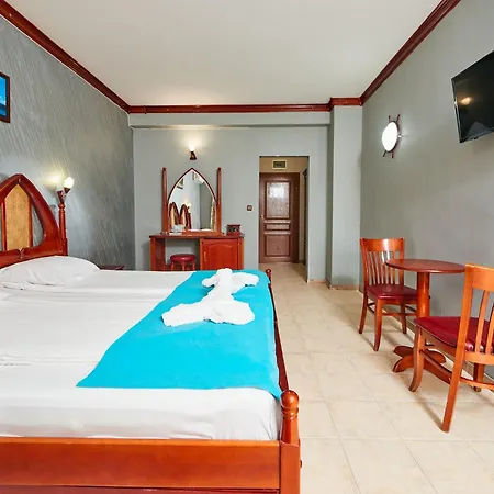 Hotel Niko's *