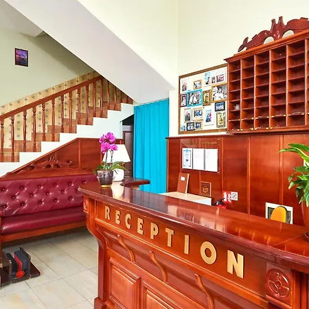 Niko's Hotel
